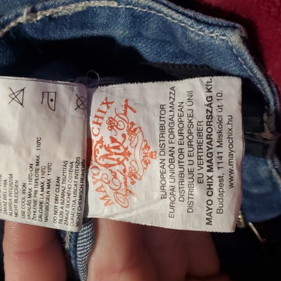 Jeans - Picture 2 of 3